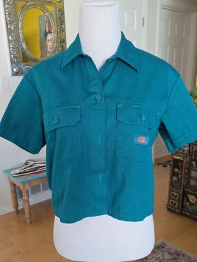 Dickies Teal Short-Sleeve Button-Front Cropped Work Shirt